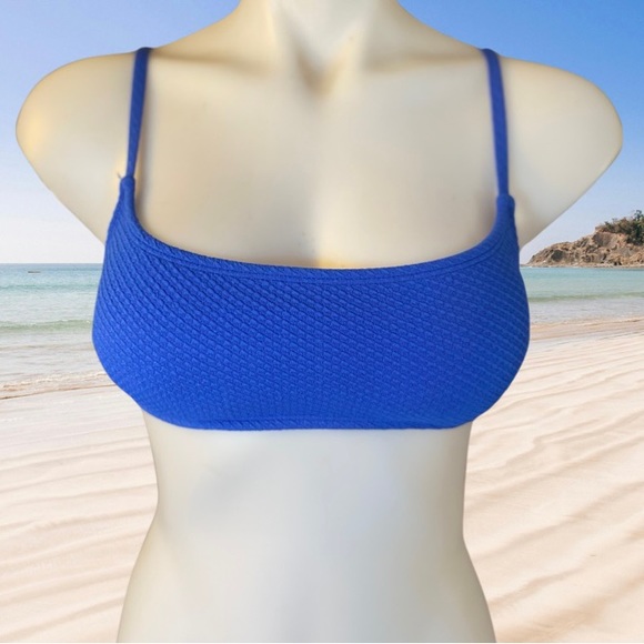 Bikini top size small. NWOT - Picture 1 of 2